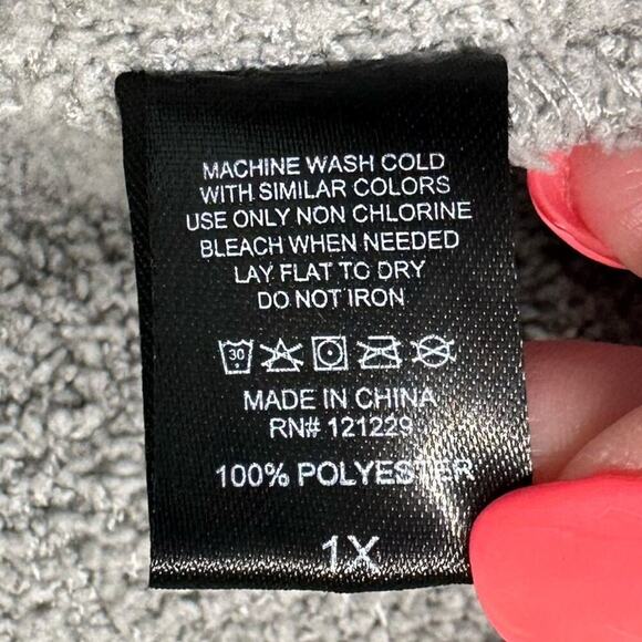 EUC | Laundry | Fleece Open Bath Robe | Gray | 1X - Picture 10 of 12